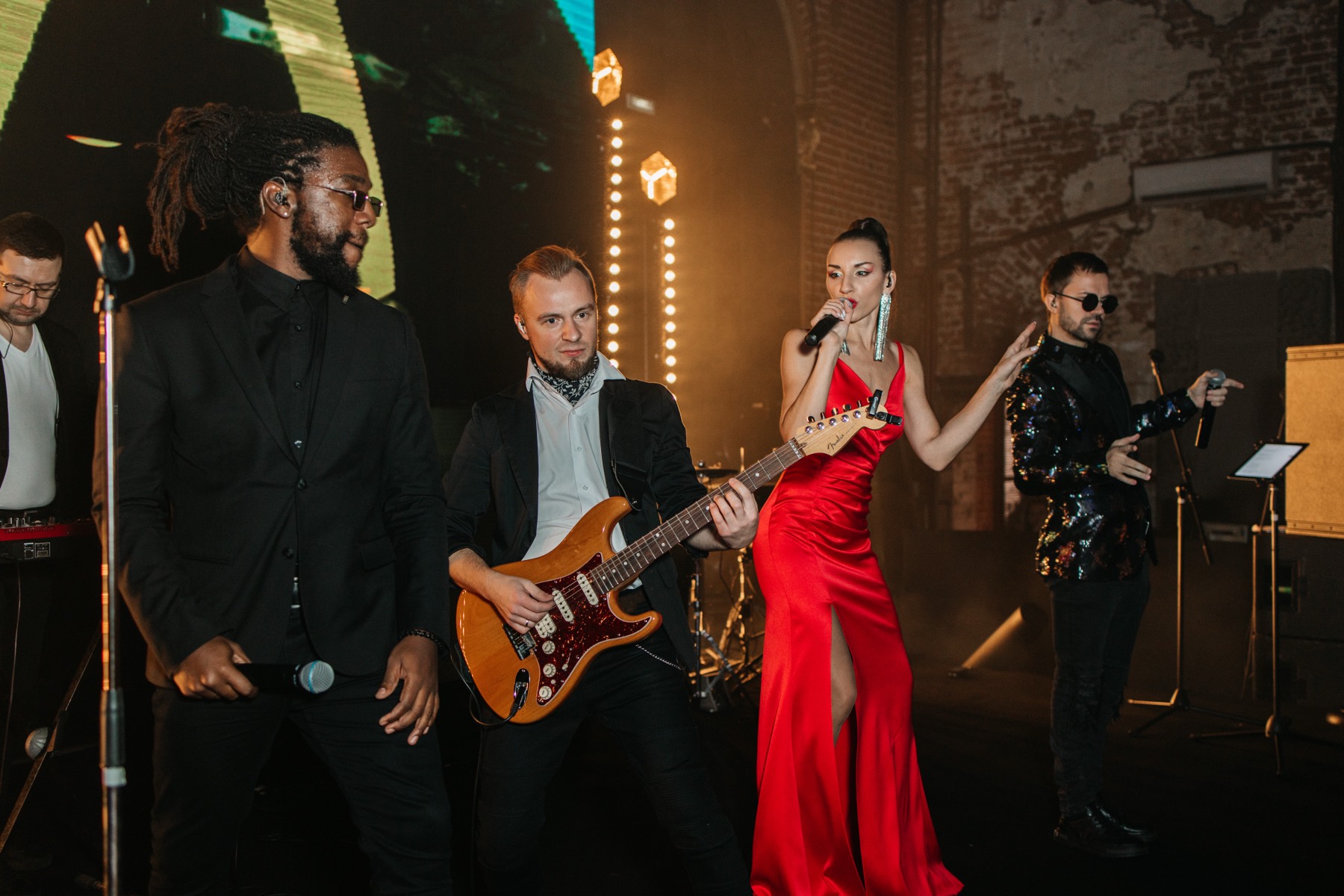 Камерное выступление Luxury Cover Band для частного зарубежного события